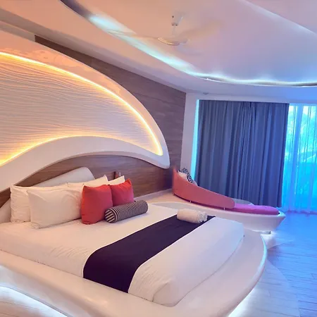 Luxury Beachfront Escape At The Carmen Hotel