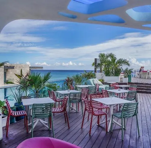 Luxury Beachfront Escape At The Carmen * Playa del Carmen